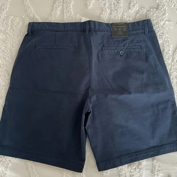 Banana Republic Lived-In Chino Short - Picture 4 of 8